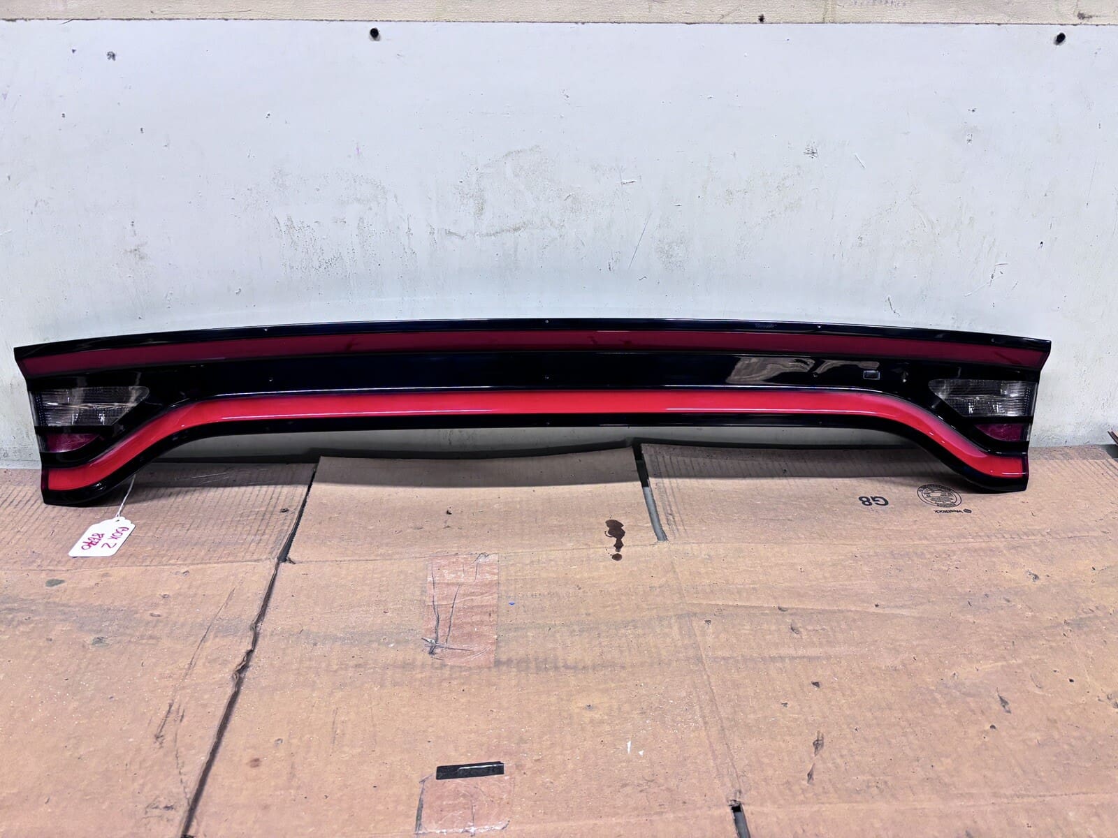 2015-23 Dodge Charger Rear Center LED OEM Tail Light Assembly 68213147AC