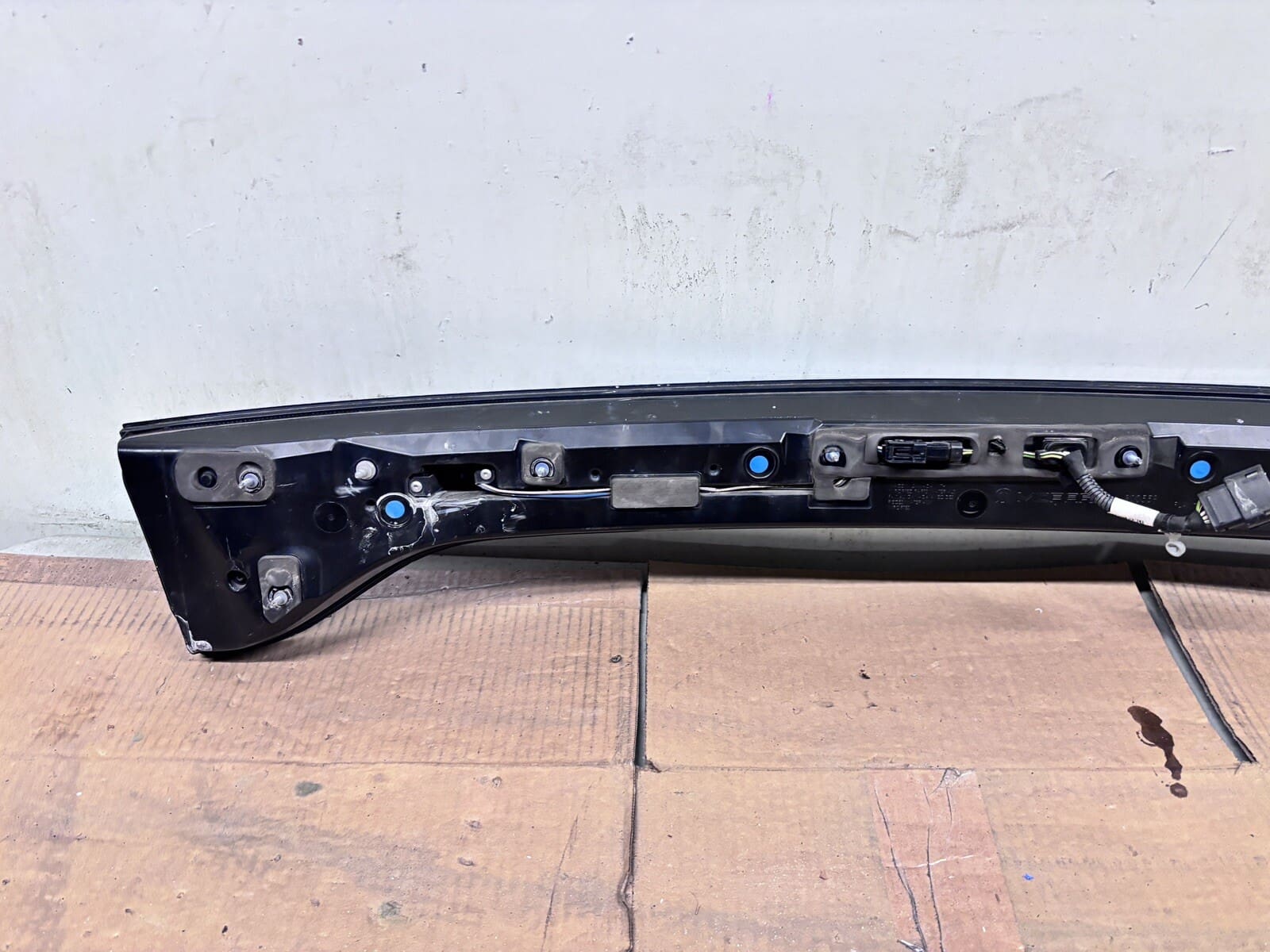 2015-23 Dodge Charger Rear Center LED OEM Tail Light Assembly 68213147AC - Image 19