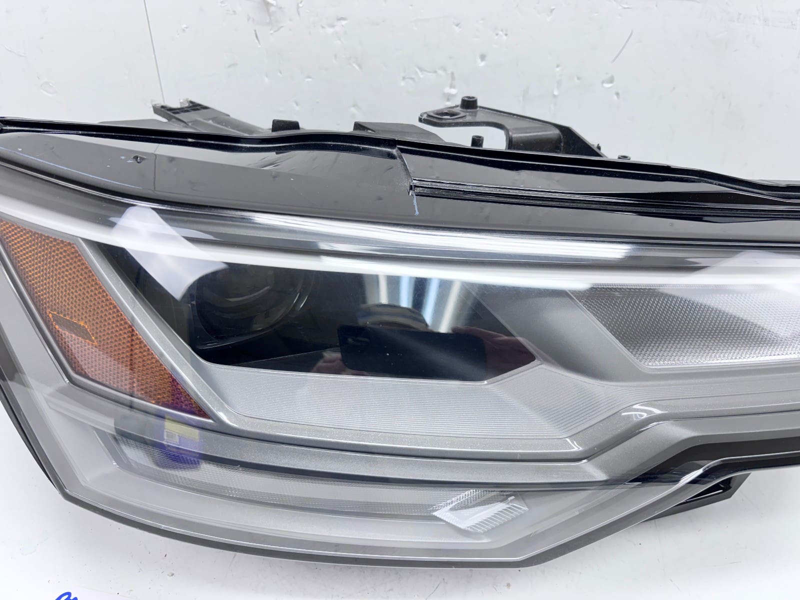 2019-24 Audi A6 LED w/o Matrix Front Right OEM Headlight 4K0941034B - Image 7