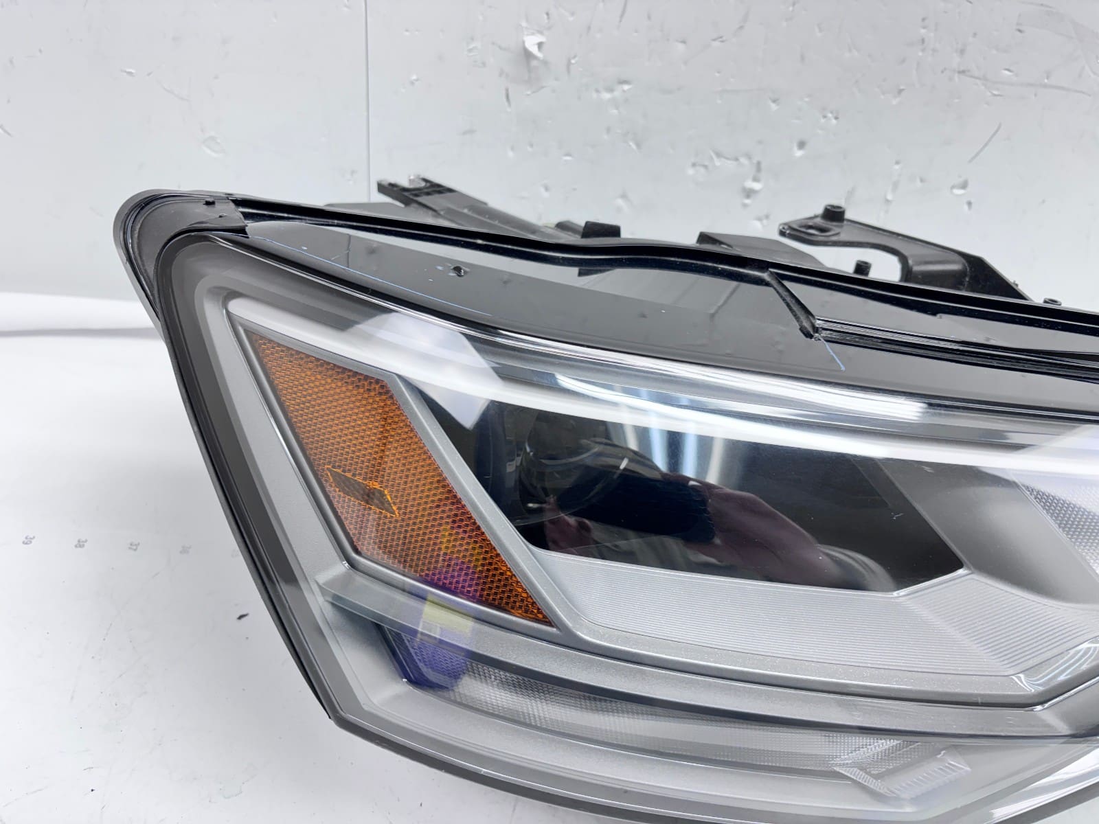 2019-24 Audi A6 LED w/o Matrix Front Right OEM Headlight 4K0941034B - Image 9
