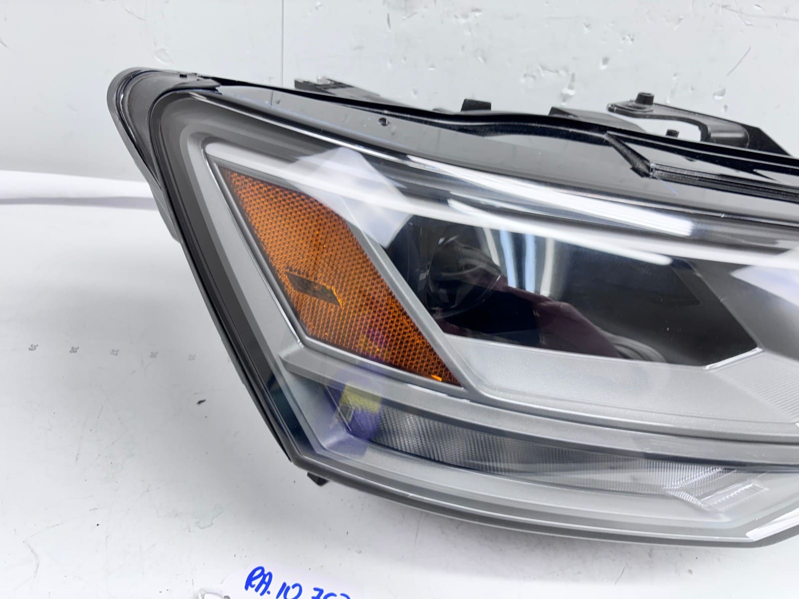 2019-24 Audi A6 LED w/o Matrix Front Right OEM Headlight 4K0941034B - Image 10