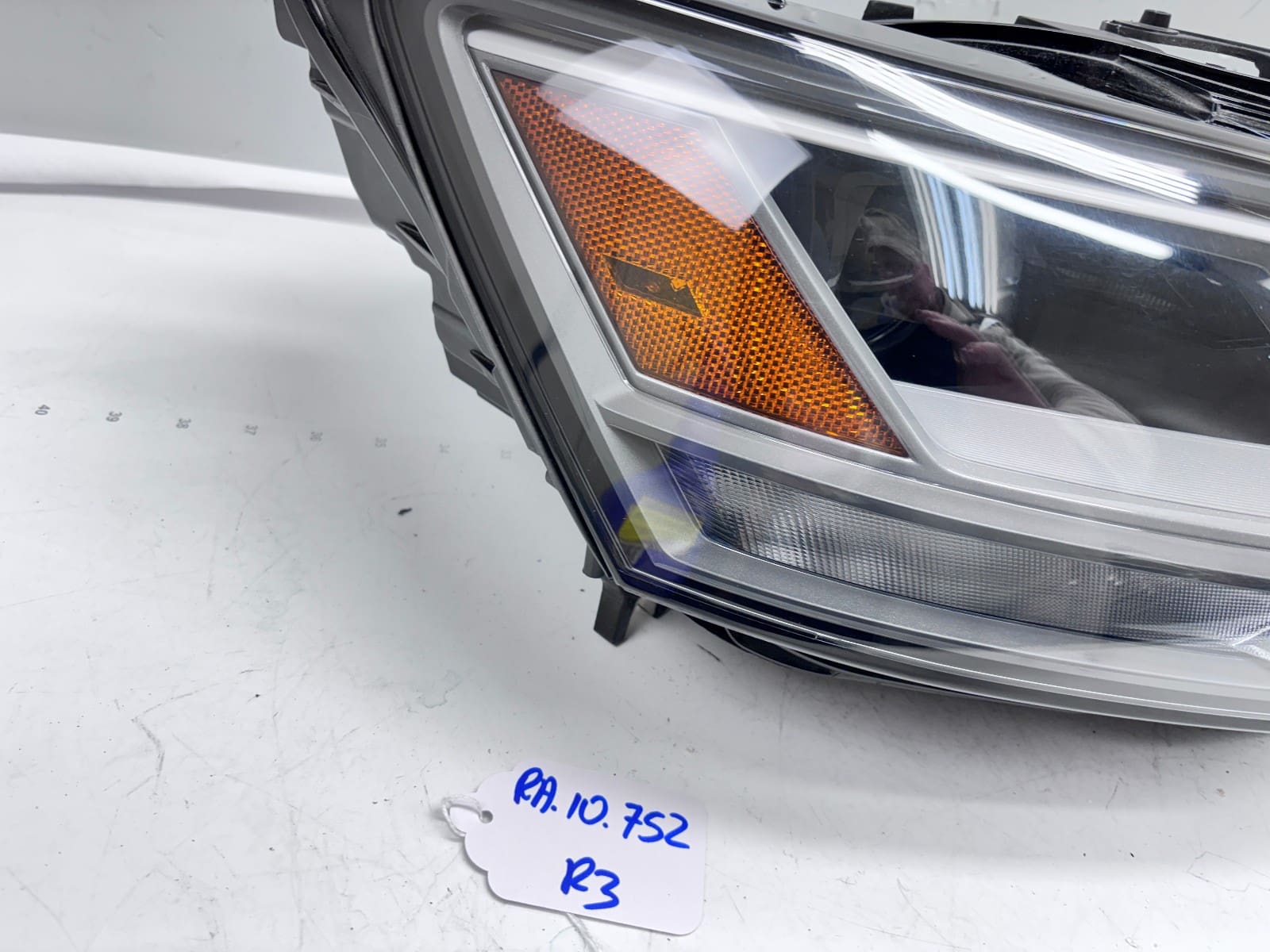 2019-24 Audi A6 LED w/o Matrix Front Right OEM Headlight 4K0941034B - Image 11