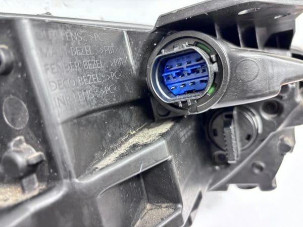 2022-2024 Kia Forte Halogen Front Left OEM Headlight 92101-M7500 - Image 21