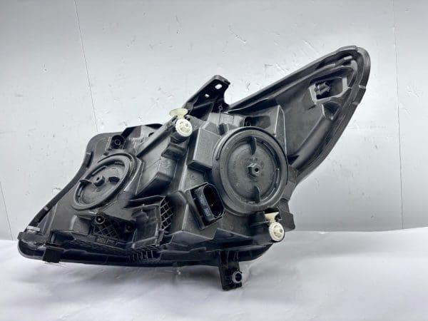 2016-2019 Mercedes Metris Front Right OEM Headlight A4479068200 - Image 22