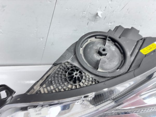 2014-17 Buick Regal Front Let Xenon HID Headlight OEM Factory 13426667 - Image 22