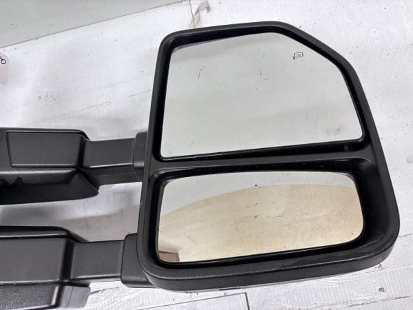 2023-24 Ford F250 F350 F450 F550 Front Right OEM Tow Mirror PC3B17682CC5XGY - Image 23