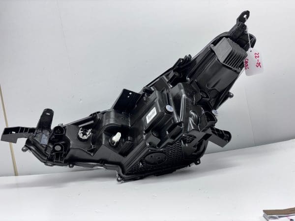 2022-25 Toyota Corolla Cross LED Front Right OEM Headlight 10000-8A0GR - Image 22