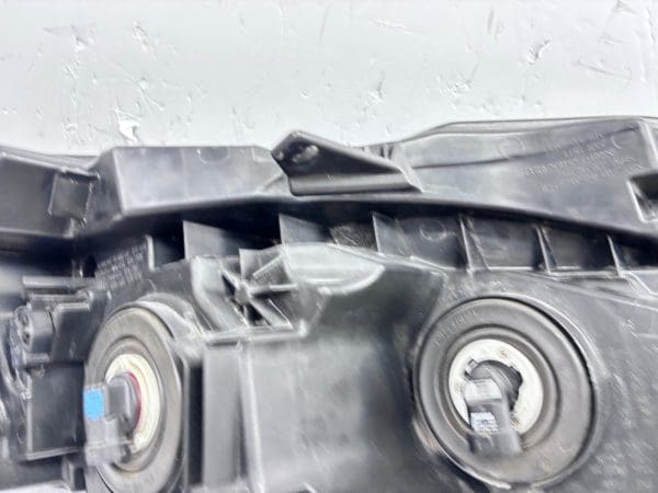 Used 2016-22 Honda Pilot; Ridgeline Halogen Front Left OEM Headlight - Image 21