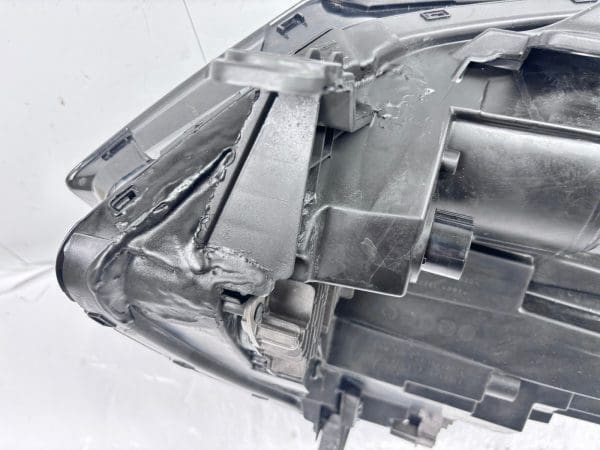 Used 2022-25 Kia Sportage Front Right OEM LED Headlight 92102-DW000 - Image 21