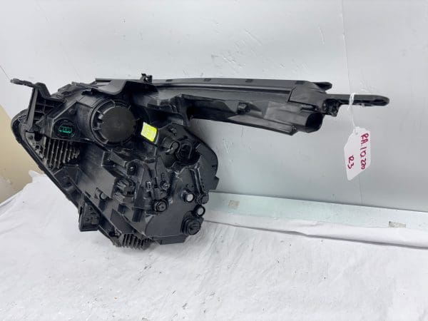 Used 2022-25 Kia Sportage Front Right OEM LED Headlight 92102-DW000 - Image 23