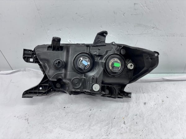 2016-2022 Toyota Tacoma Halogen Front Right OEM Headlight - Image 21