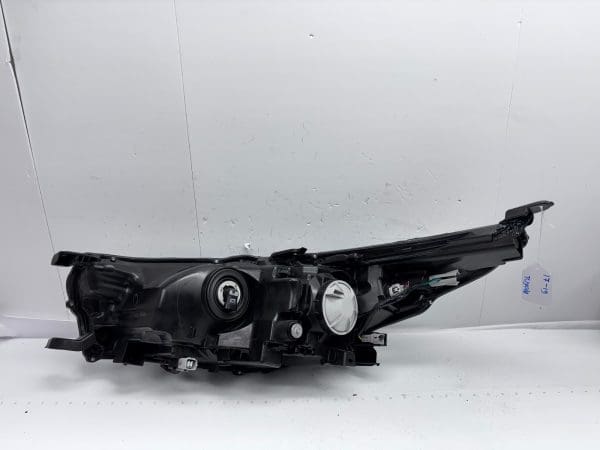 2017-2019 Toyota Highlander Halogen Front Right OEM Headlight - Image 21