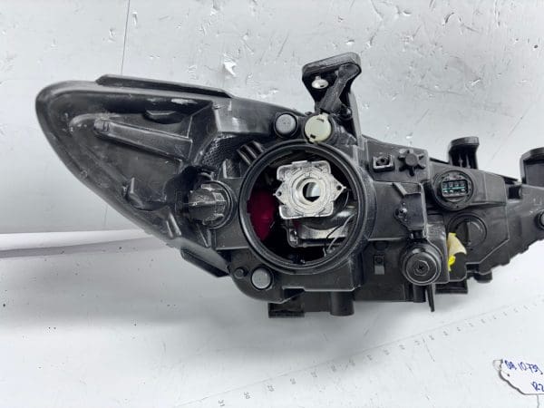 2018 Hyundai Elantra Sport Xenon HID Front Left OEM Headlight 92101-F2400 - Image 22