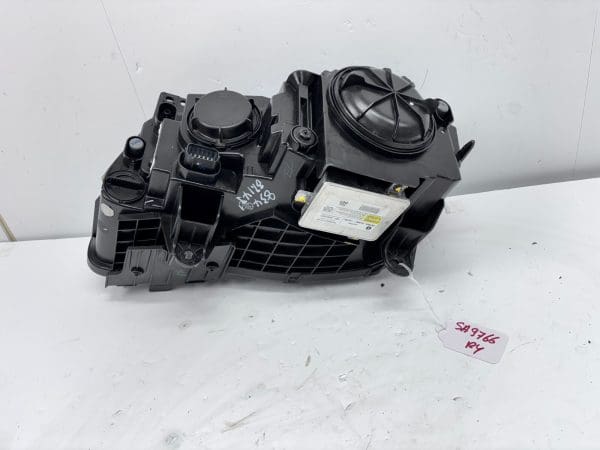 2011-14 Chrysler 300 C Xenon Front Right OEM Headlight 68085418AG - Image 23
