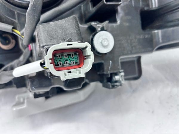 NICE 2022-24 Nissan Frontier Halogen Front Right OEM Headlight 100008D039 - Image 21