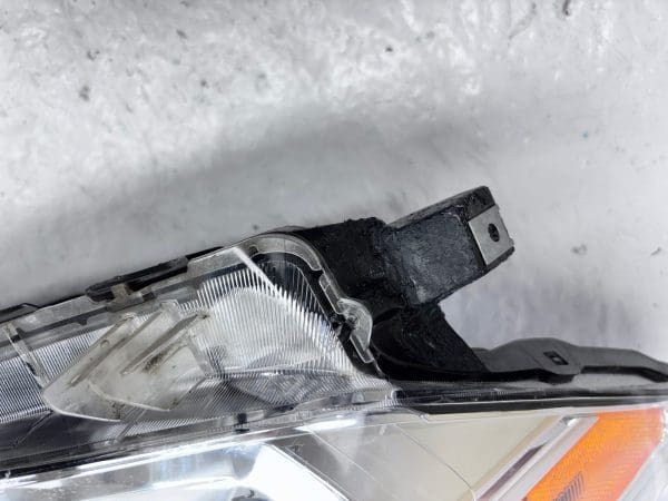 2016-2023 Toyota Tacoma Halogen Front Right OEM Headlight - Image 21