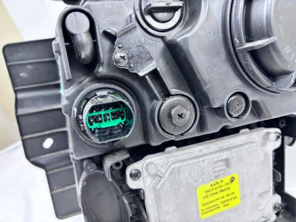 NICE 2023-25 Kia Telluride LED X-Line Prestige Front Right OEM Headlight - Image 24