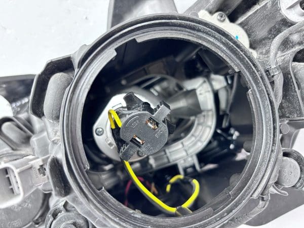2016-20 Mitsubishi Outlander Halogen LED Front Right OEM Headlight - Image 23