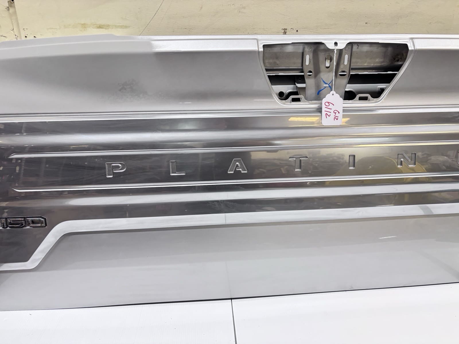 Used 2018-20 Ford F150 Rear Tailgate Platinum Silver Painted OEM Genuine - Image 8
