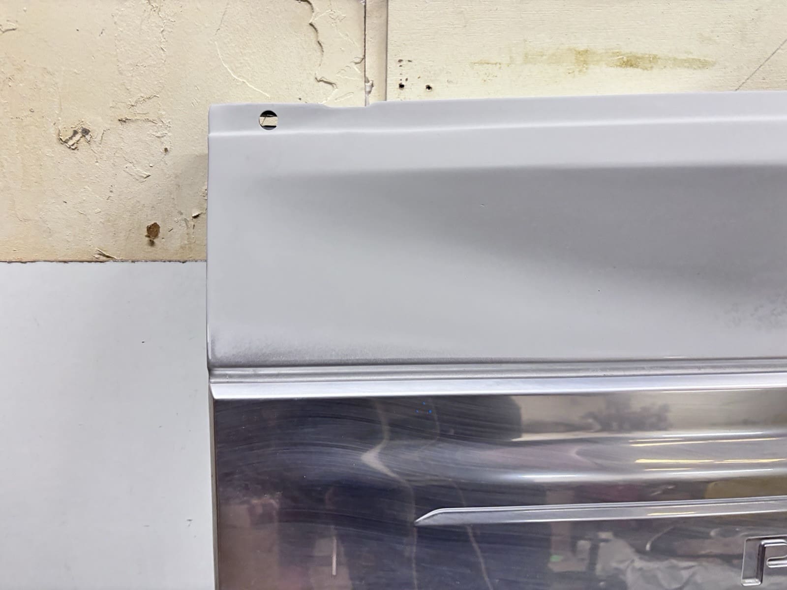 Used 2018-20 Ford F150 Rear Tailgate Platinum Silver Painted OEM Genuine - Image 11