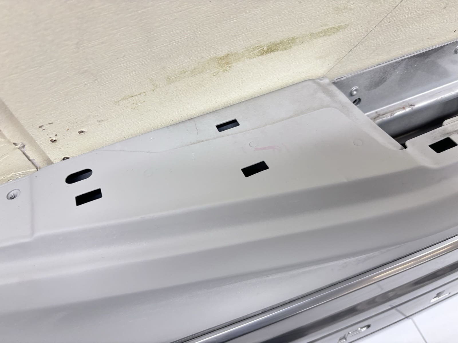 Used 2018-20 Ford F150 Rear Tailgate Platinum Silver Painted OEM Genuine - Image 14