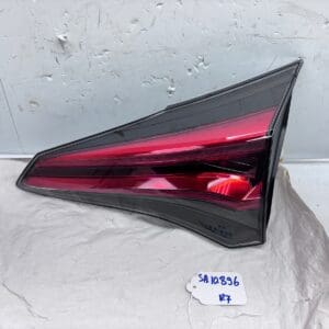 2016-18 Toyota RAV4 Halogen Rear Right Inner OEM Tail Light 81580-42062