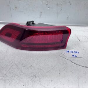 2022-24 Kia Carnival Halogen Rear Left OEM Tail Light 92401-14000