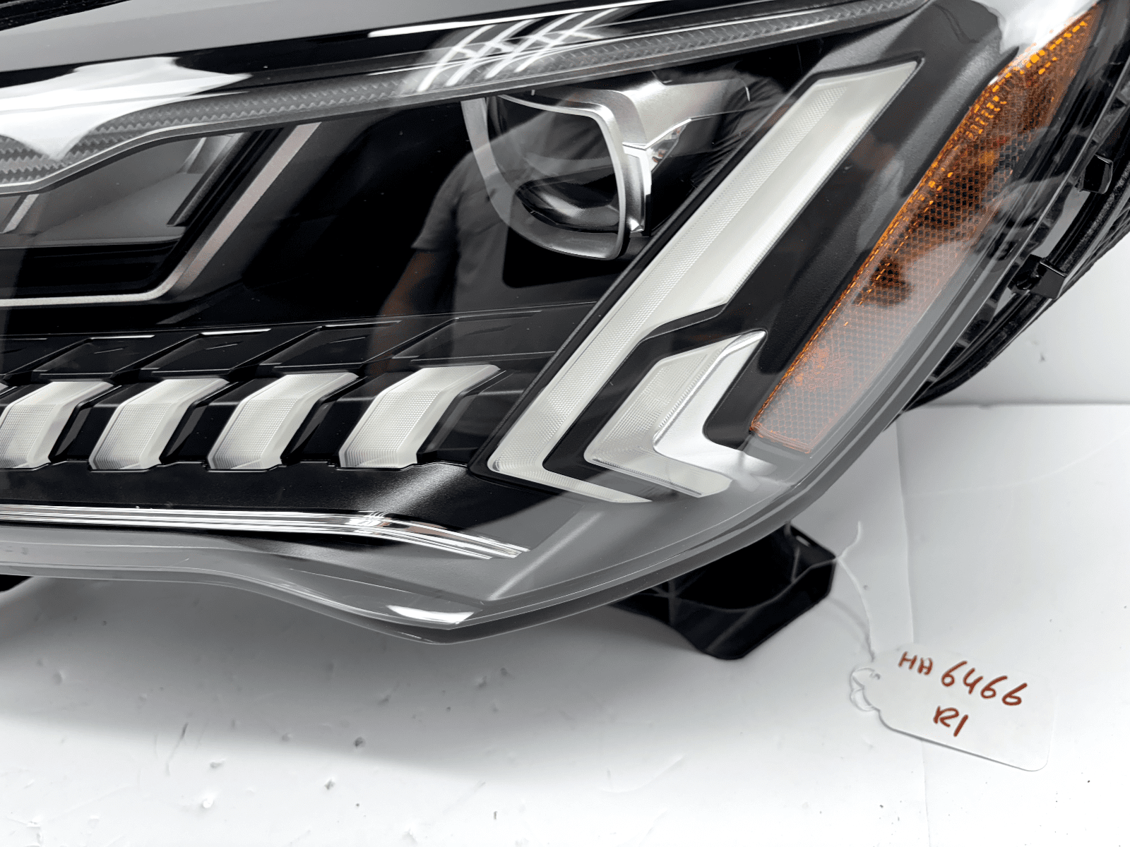 2020-23 Audi Q7 SQ7 LED Matrix Front Left OEM Headlight 4m0941039b - Image 4