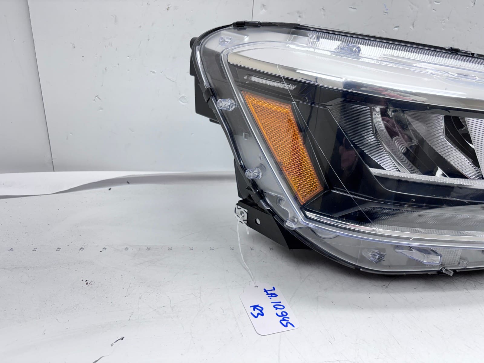 2022-2024 VW Taos LED Front Right OEM Headlight 2GJ941036 - Image 5