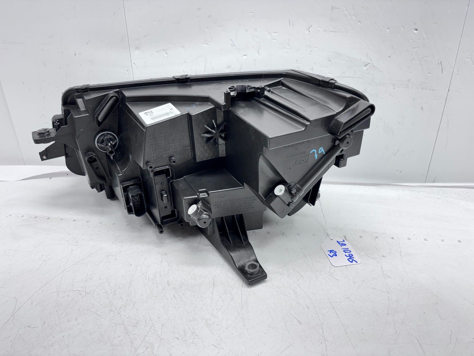2022-2024 VW Taos LED Front Right OEM Headlight 2GJ941036 - Image 20