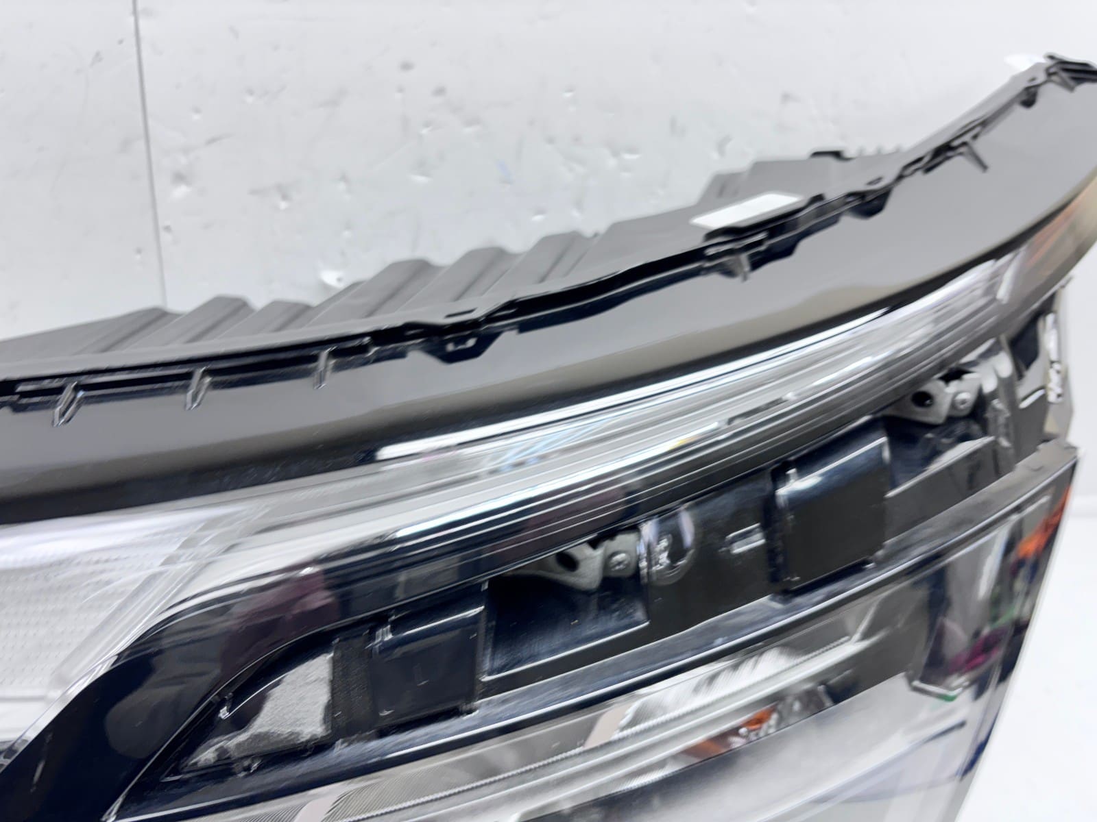 2022-24 Nissan Pathfinder LED Front Left OEM Headlight 26060-6TA7B - Image 9