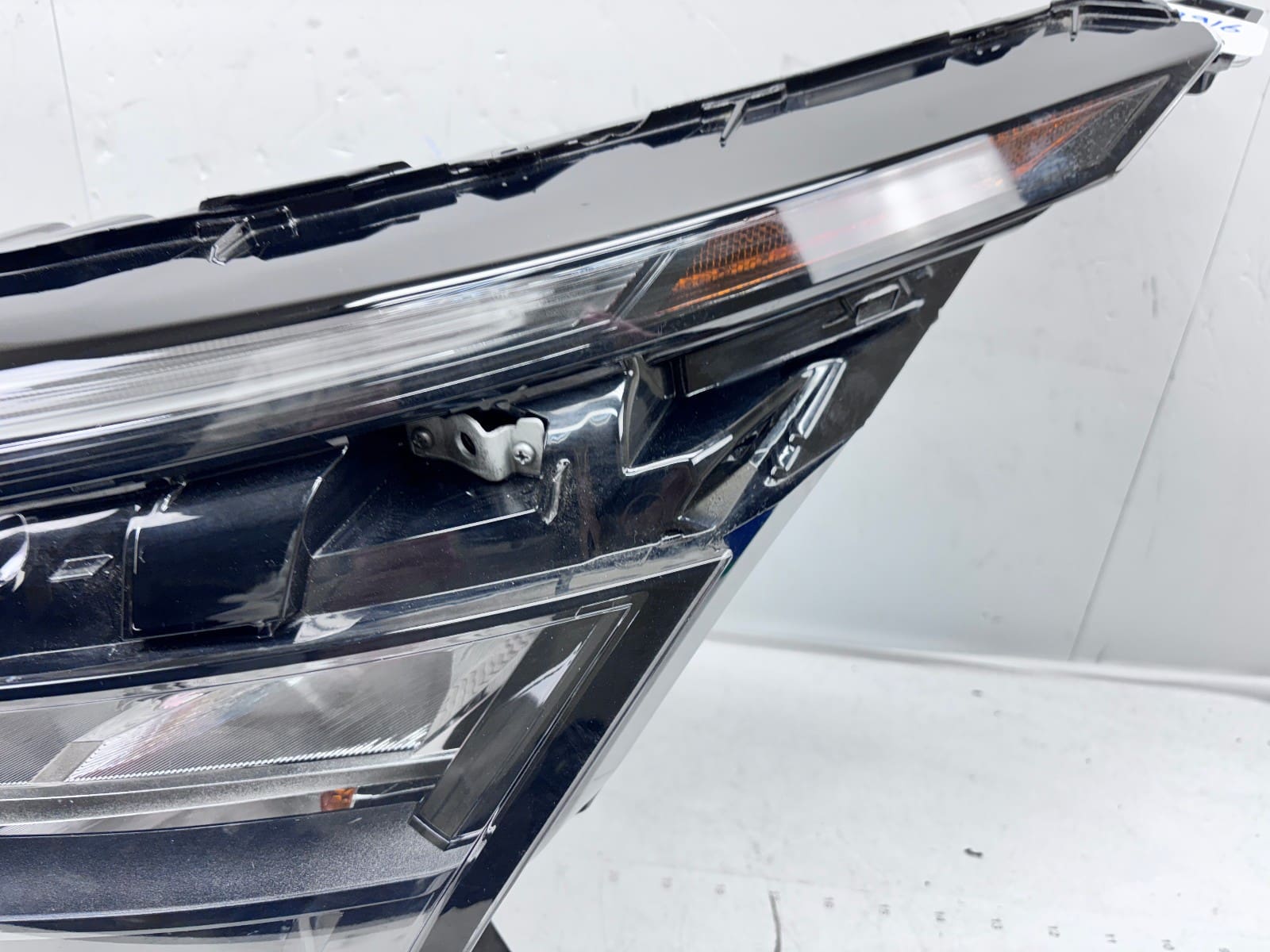 2022-24 Nissan Pathfinder LED Front Left OEM Headlight 26060-6TA7B - Image 11