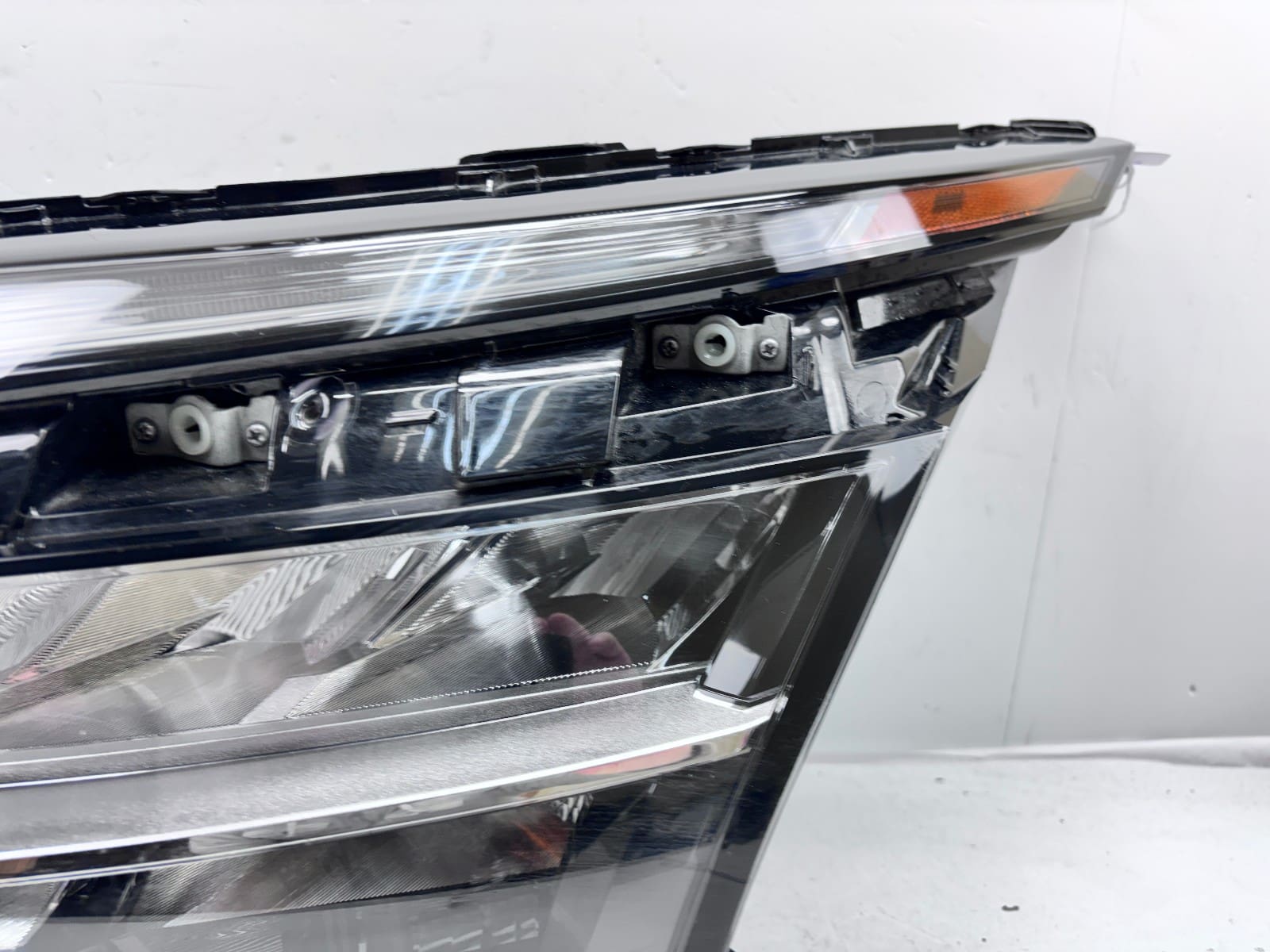 2022-24 Nissan Pathfinder LED Front Left OEM Headlight 26060-6TA7B A - Image 4