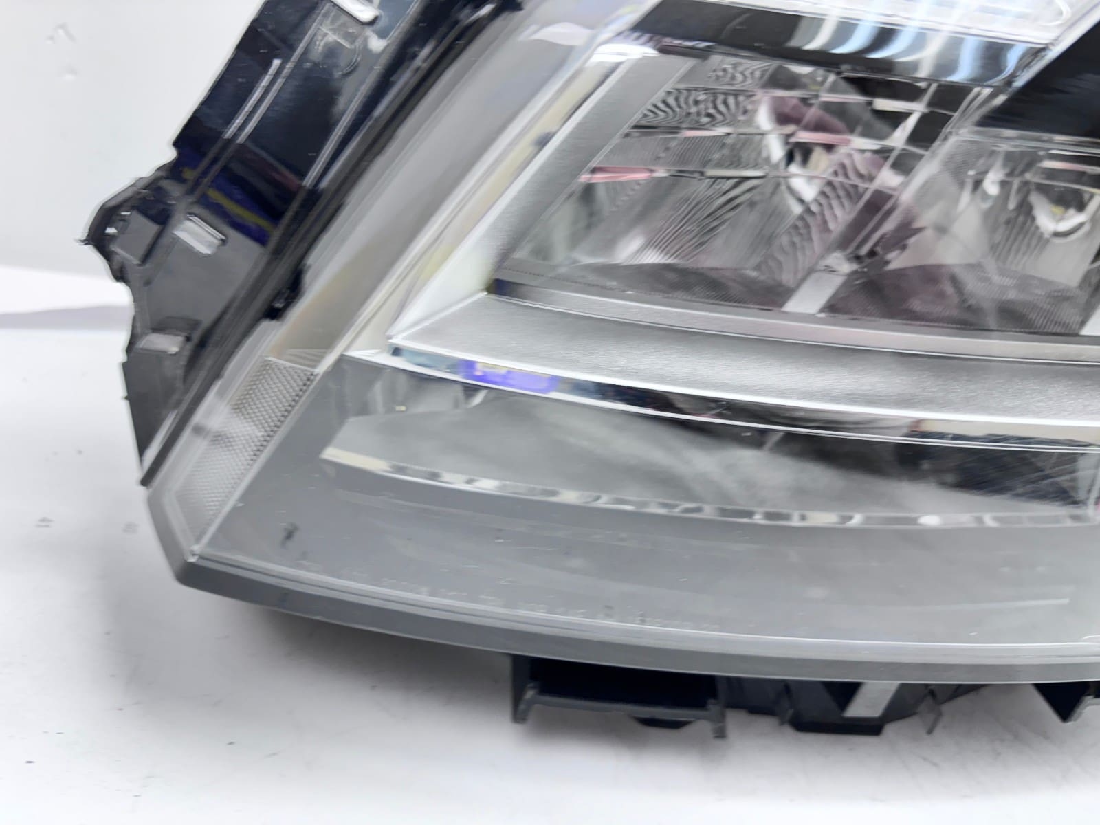 2022-24 Nissan Pathfinder LED Front Left OEM Headlight 26060-6TA7B A - Image 12