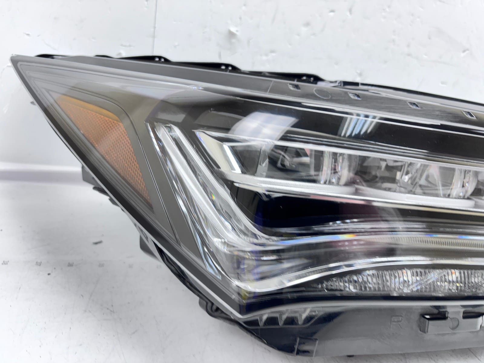 2022-2025 Acura MDX LED Front Right OEM Headlight 33100-tya-a11 - Image 9