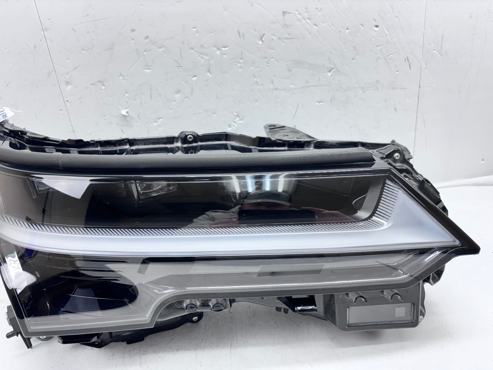 2024-25 Lexus GX GX550 LED Front Right OEM Headlight 81145-60t20 - Image 10