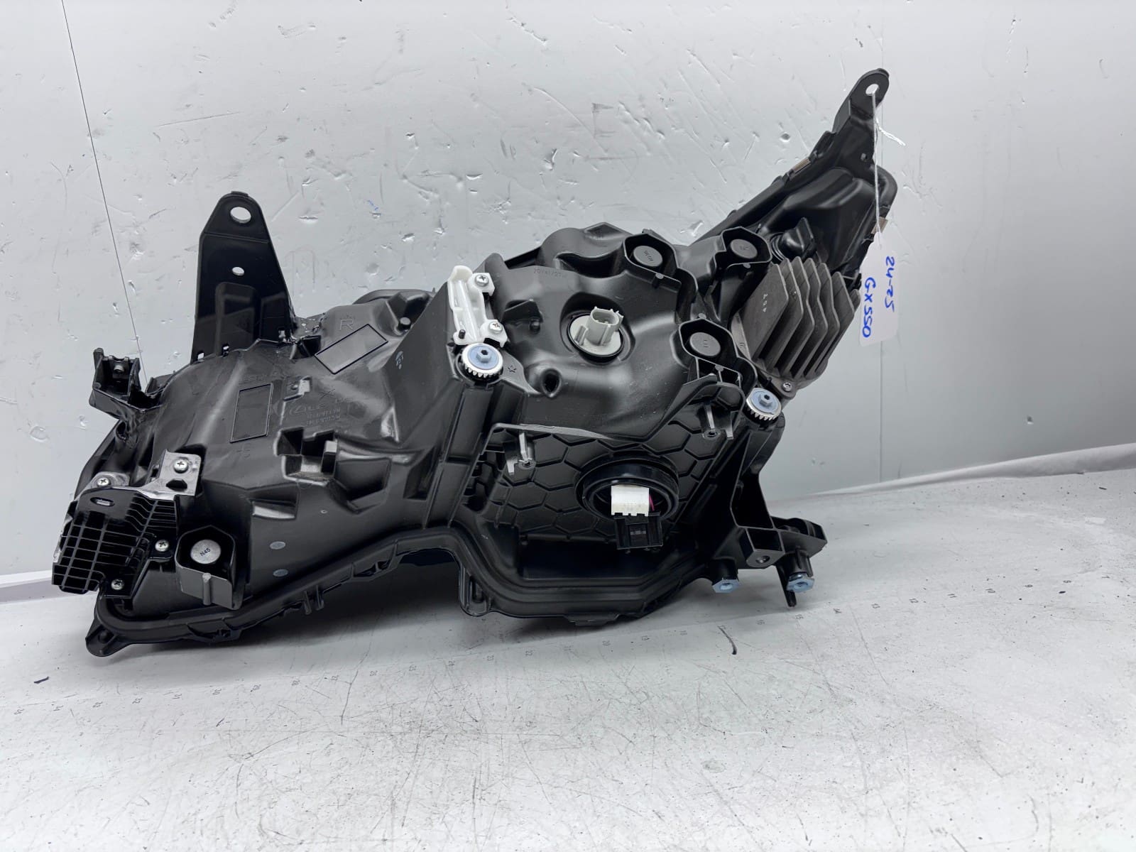2024-25 Lexus GX GX550 LED Front Right OEM Headlight 81145-60t20 - Image 20