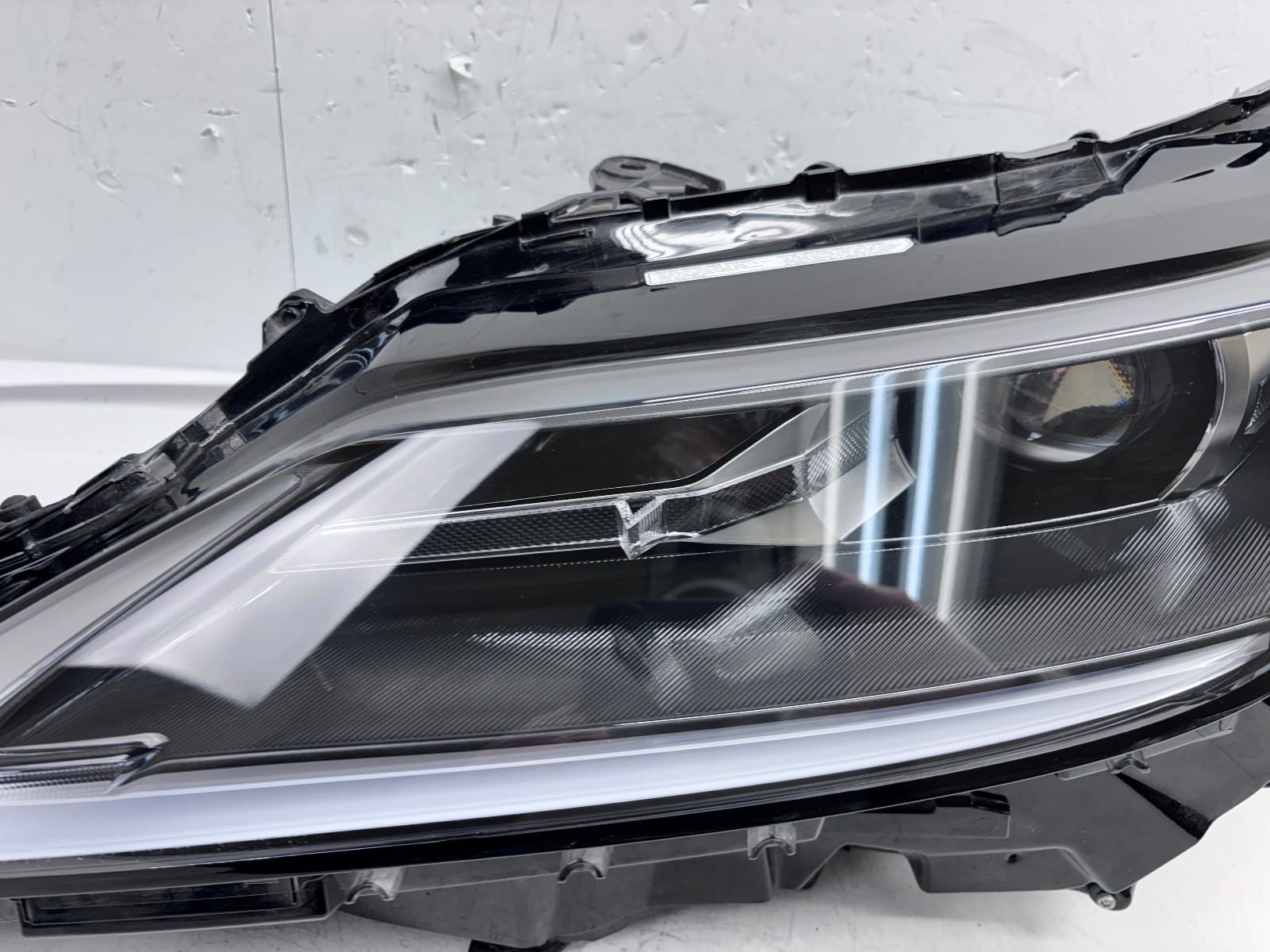 2020-2022 Lexus RX RX350 RX450h LED Front Left OEM Headlight 10100-8a08d - Image 10