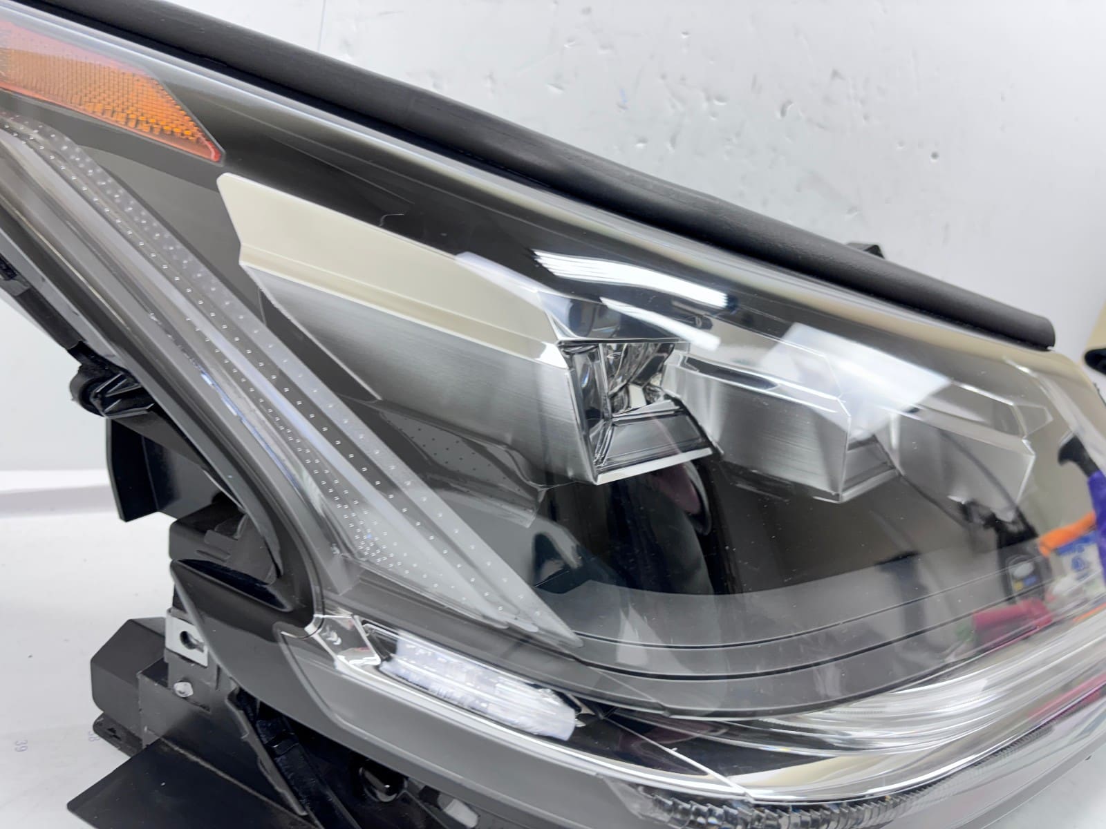 2016-2021 Lexus LX570 LED Front Right OEM Headlight 8114560k91 - Image 12
