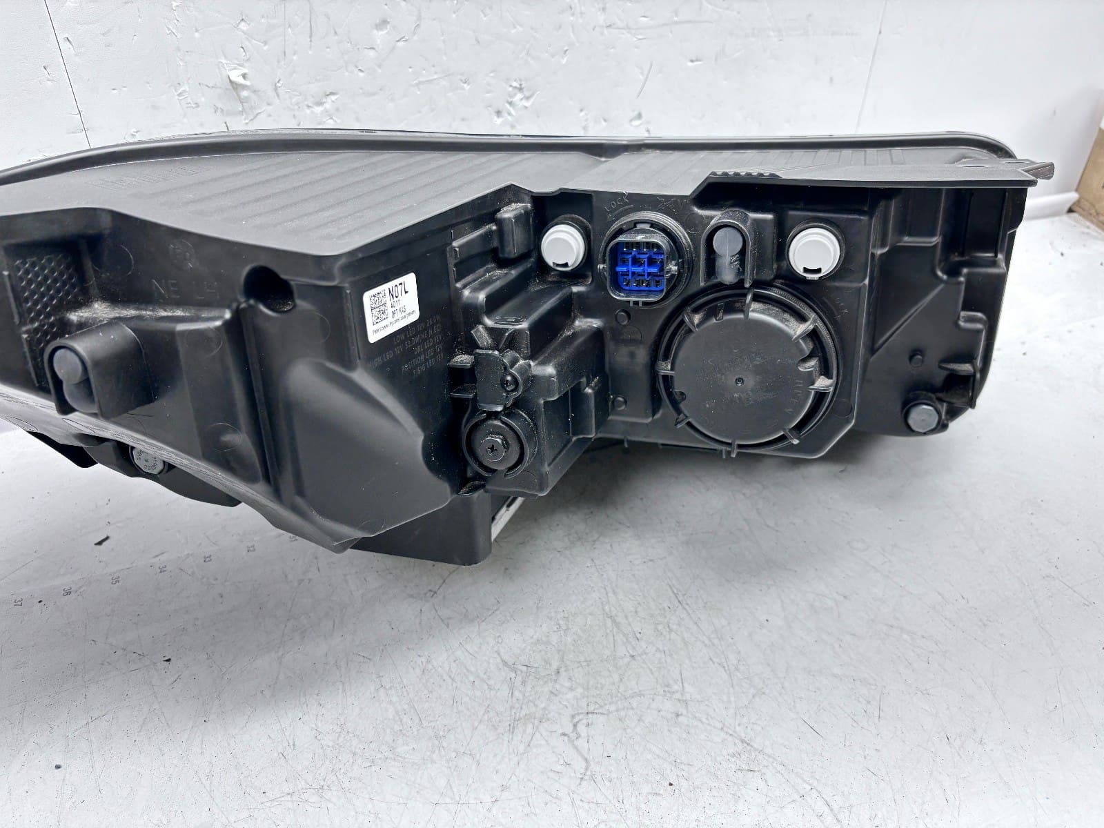 2022-24 Hyundai IONIQ 5 LED Front Left OEM Headlight 92101-gi150 - Image 19