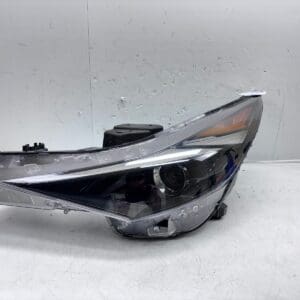 2021-23 Hyundai Elantra Halogen Front Left OEM Headlight 92101-ab000