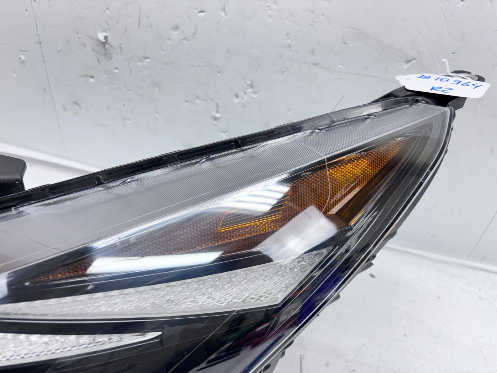 2021-23 Hyundai Elantra Halogen Front Left OEM Headlight 92101-ab000 - Image 9