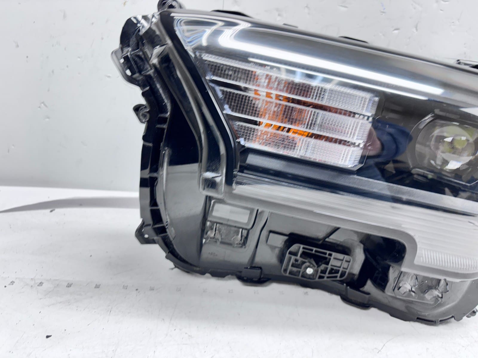 2024-2025 Toyota Tacoma LED Front Left OEM Headlight 81150-ak010 - Image 14