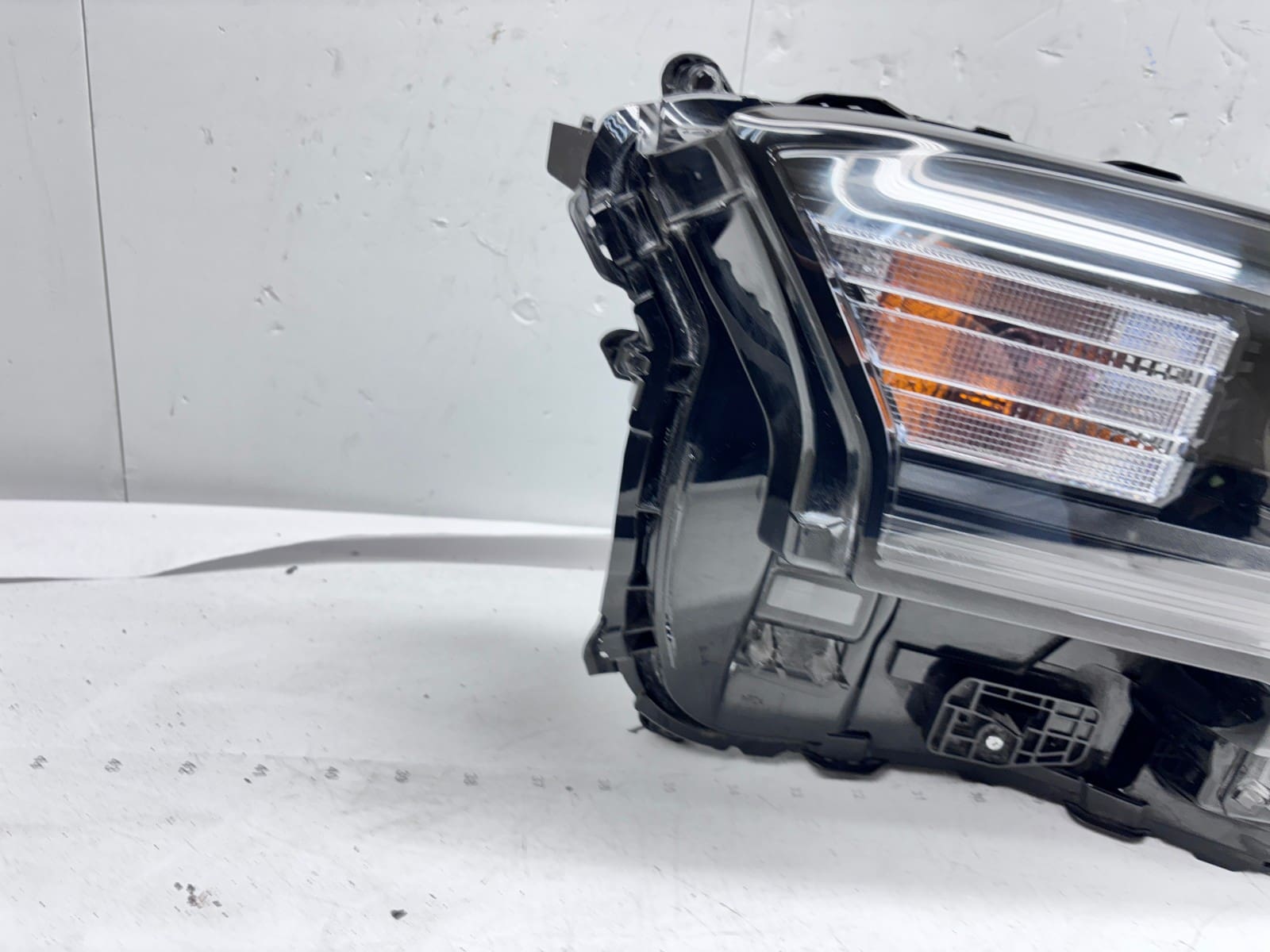 2024-2025 Toyota Tacoma LED Front Left OEM Headlight 81150-ak010 - Image 15