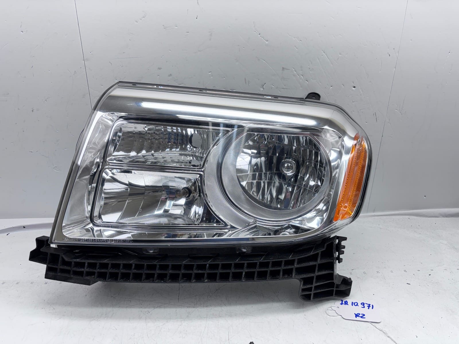 2013-2015 Honda Pilot Halogen Front Left OEM Headlight 33150-sza-a11
