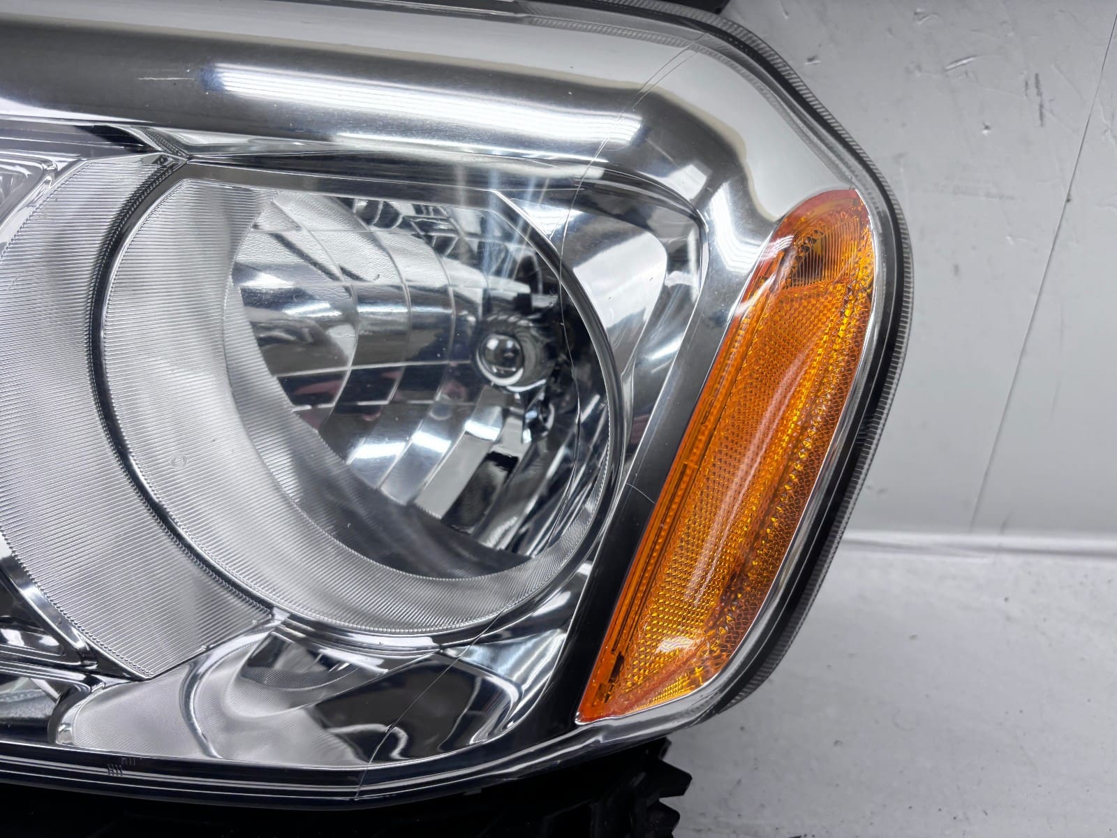 2013-2015 Honda Pilot Halogen Front Left OEM Headlight 33150-sza-a11 - Image 8