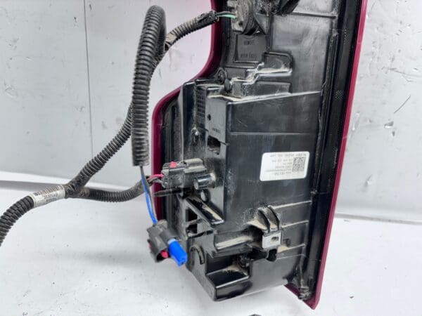 2019-23 Chevy Silverado 1500 LED Rear Right OEM Tail Light 84678150 - Image 22