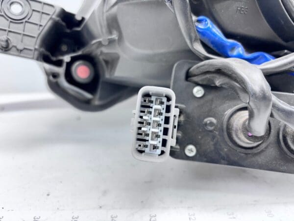 2017-18 Subaru Forester Halogen Front Right OEM Headlight 84001-SG280 - Image 22