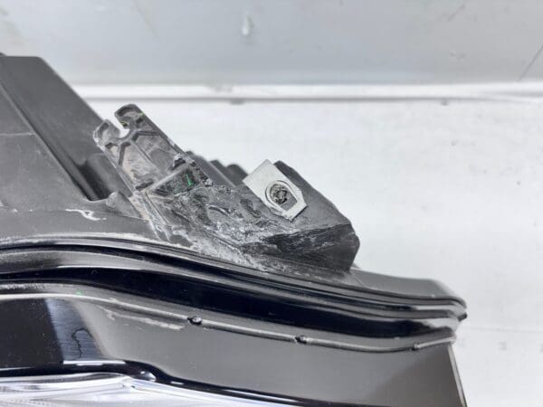 2018-20 Chevy Equinox Halogen LED Front Right OEM Headlight 84818198 - Image 21