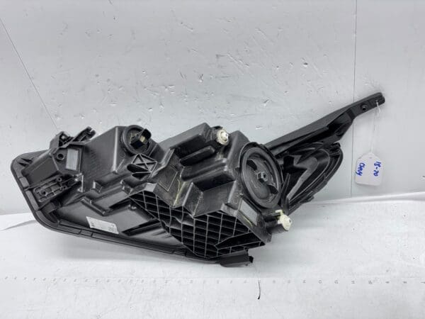 2018-20 Chevy Equinox Halogen LED Front Right OEM Headlight 84818198 - Image 23